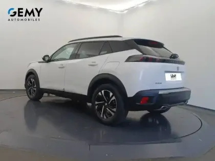 Photo 6 Peugeot 2008  PureTech 130 S&S EAT8