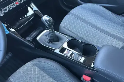 Photo 26 Peugeot 208  100 S&S BVM6