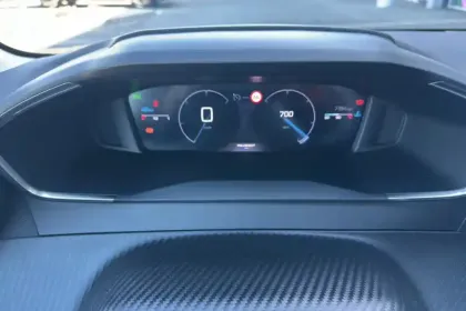 Photo 17 Peugeot 208  100 S&S BVM6