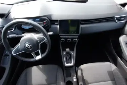 Photo 8 Renault Clio  E-Tech 140 - 21N