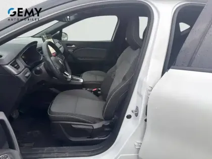 Photo 8 Renault Captur  E-Tech full hybrid 145 ch