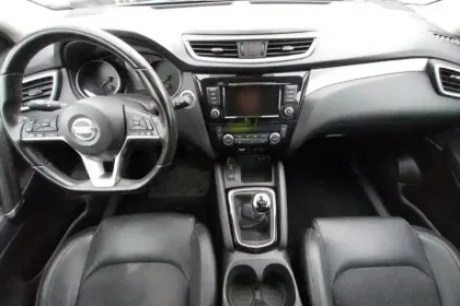 Photo 8 Nissan Qashqai  1.3 DIG-T 160