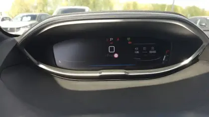 Photo 29 Peugeot 3008  PureTech 130ch S&S EAT8