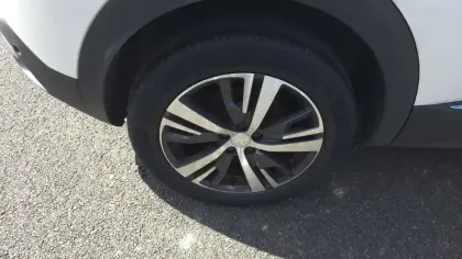 Photo 9 Peugeot 3008  PureTech 130ch S&S EAT8