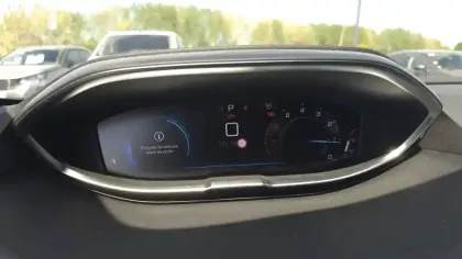 Photo 26 Peugeot 3008  PureTech 130ch S&S EAT8