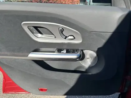 Photo 12 Mercedes CLA  250+ avec technologie EQ