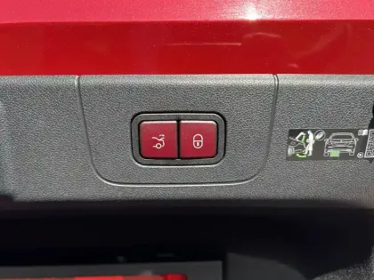 Photo 16 Mercedes CLA  250+ avec technologie EQ