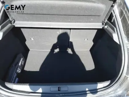 Photo 5 Peugeot 208  Hybrid 136 e-DCS6