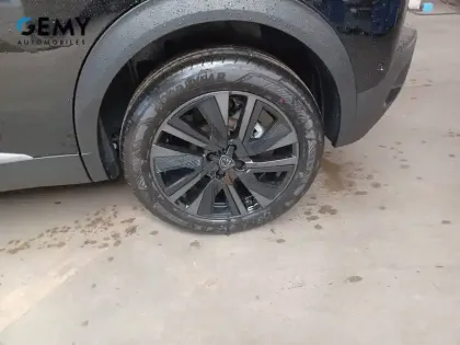 Photo 10 Peugeot 2008  Hybrid 145 e-DCS6