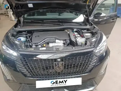 Photo 11 Peugeot 2008  Hybrid 145 e-DCS6