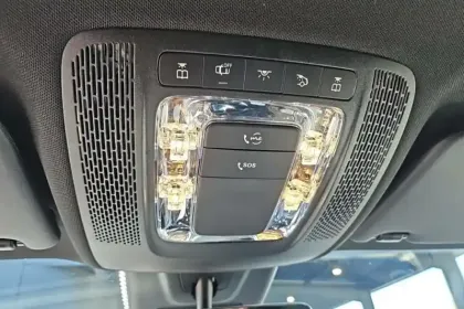 Photo 32 Mercedes GLA  250 e 8G-DCT