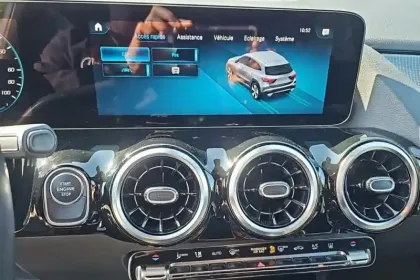 Photo 29 Mercedes GLA  250 e 8G-DCT