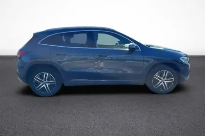 Photo 46 Mercedes GLA  250 e 8G-DCT