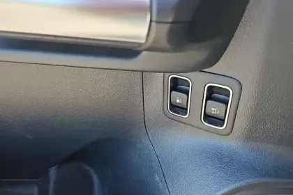 Photo 34 Mercedes GLA  250 e 8G-DCT