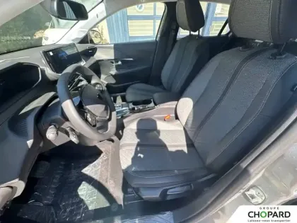 Photo 10 Peugeot 208  Hybrid 110 ch e-DCS6