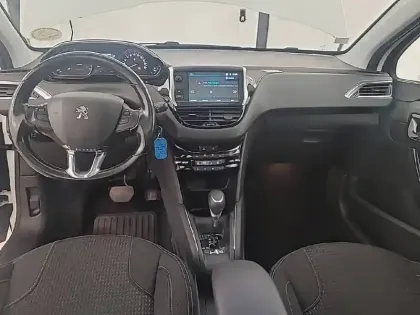 Photo 35 Peugeot 208  PureTech 110ch S&S EAT6