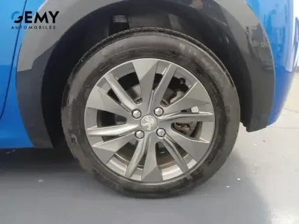 Photo 10 Peugeot 208  Electrique 50 kWh 136ch