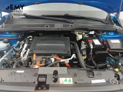 Photo 14 Peugeot 208  Electrique 50 kWh 136ch