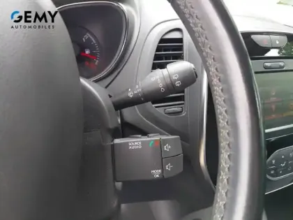 Photo 24 Renault Captur  dCi 90