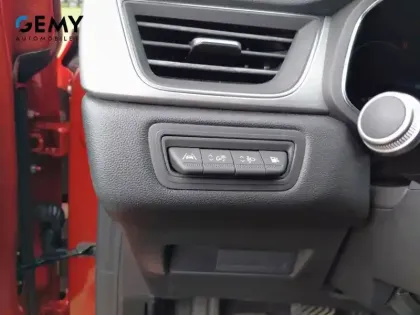 Photo 12 Renault Captur  E-Tech Plug-in 160