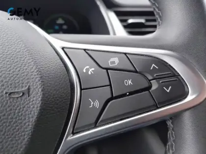 Photo 14 Renault Captur  E-Tech Plug-in 160