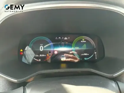 Photo 17 Renault Clio  E-Tech full hybrid 145