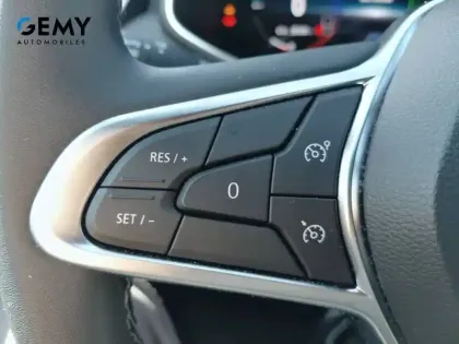 Photo 14 Renault Clio  E-Tech full hybrid 145