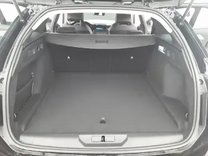 Photo 5 Peugeot 308  SW Hybrid 145 e-DCS6