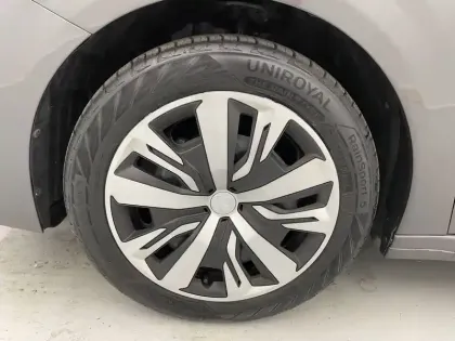 Photo 17 Peugeot 208  PureTech 75 S&S BVM5