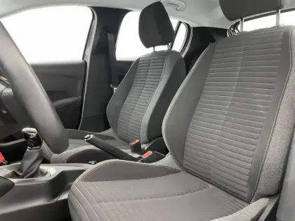 Photo 13 Peugeot 208  PureTech 75 S&S BVM5