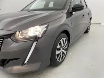 Photo 23 Peugeot 208  PureTech 75 S&S BVM5