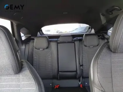 Photo 17 Peugeot 3008  Hybrid 145 e-DCS6