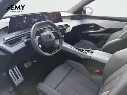 Photo 8 Peugeot 3008  Hybrid 145 e-DCS6