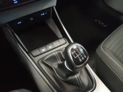 Photo 23 Hyundai I20  1.0 T-GDi 100 Hybrid 48V