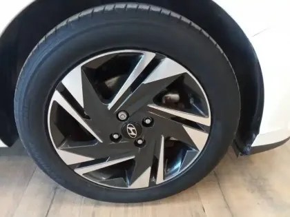 Photo 15 Hyundai I20  1.0 T-GDi 100 Hybrid 48V