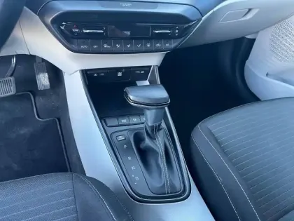 Photo 36 Hyundai I20  1.0 T-GDi 100 DCT-7 Hybrid 48V