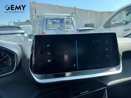 Photo 12 Peugeot 208  PureTech 100 S&S BVM6