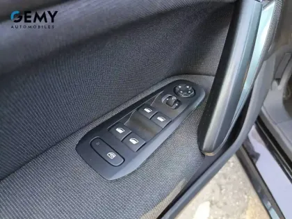 Photo 12 Peugeot 308  PureTech 130ch S&S BVM6