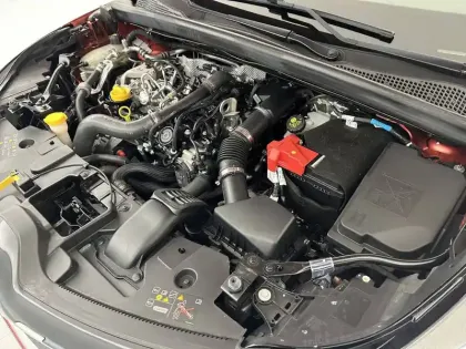 Photo 35 Renault Captur  TCe 140 EDC - 21