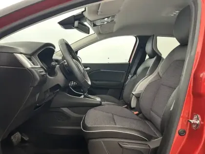 Photo 17 Renault Captur  TCe 140 EDC - 21