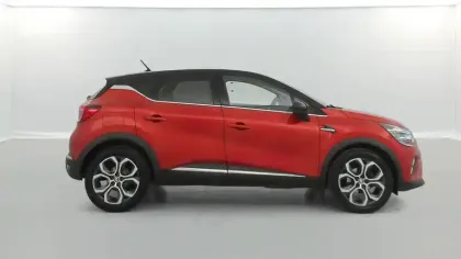 Photo 14 Renault Captur  TCe 140 EDC - 21