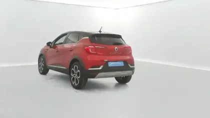 Photo 11 Renault Captur  TCe 140 EDC - 21