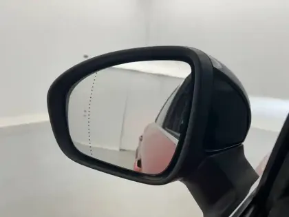 Photo 39 Renault Captur  TCe 140 EDC - 21