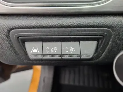 Photo 32 Renault Captur  TCe 90 - 21