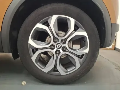 Photo 19 Renault Captur  TCe 90 - 21