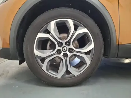 Photo 18 Renault Captur  TCe 90 - 21