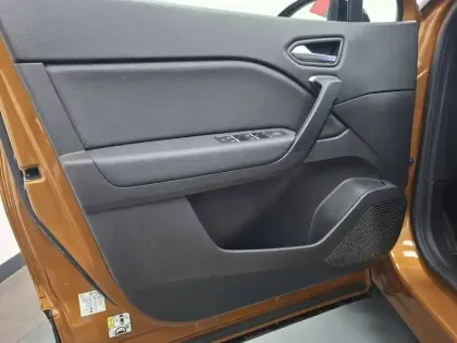 Photo 22 Renault Captur  TCe 90 - 21