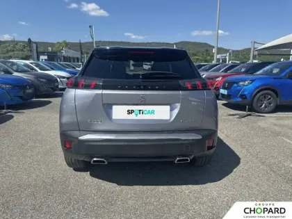 Photo 28 Peugeot 2008  PureTech 130 S&S BVM6