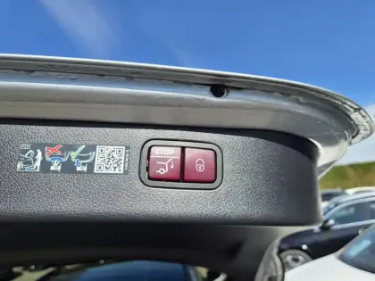 Photo 11 Mercedes Classe C  Break 300 de 9G-Tronic e-Hybrid EQ