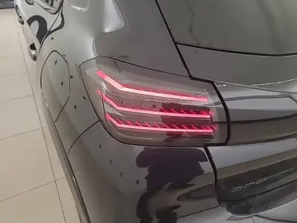 Photo 16 Peugeot 208  PureTech 100 S&S BVM6